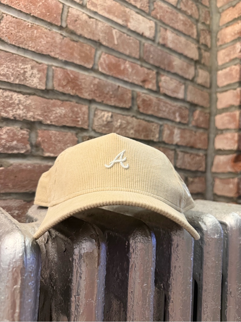 New Era Braves Corduroy SnapBack